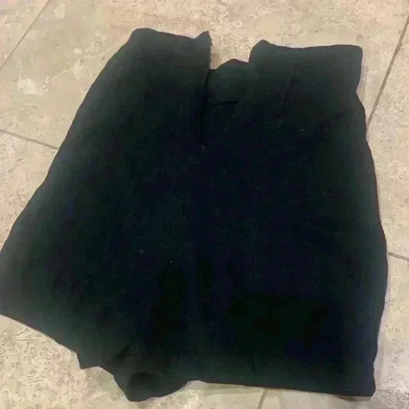 Brandy Melville shorts size small - Picture 2 of 4